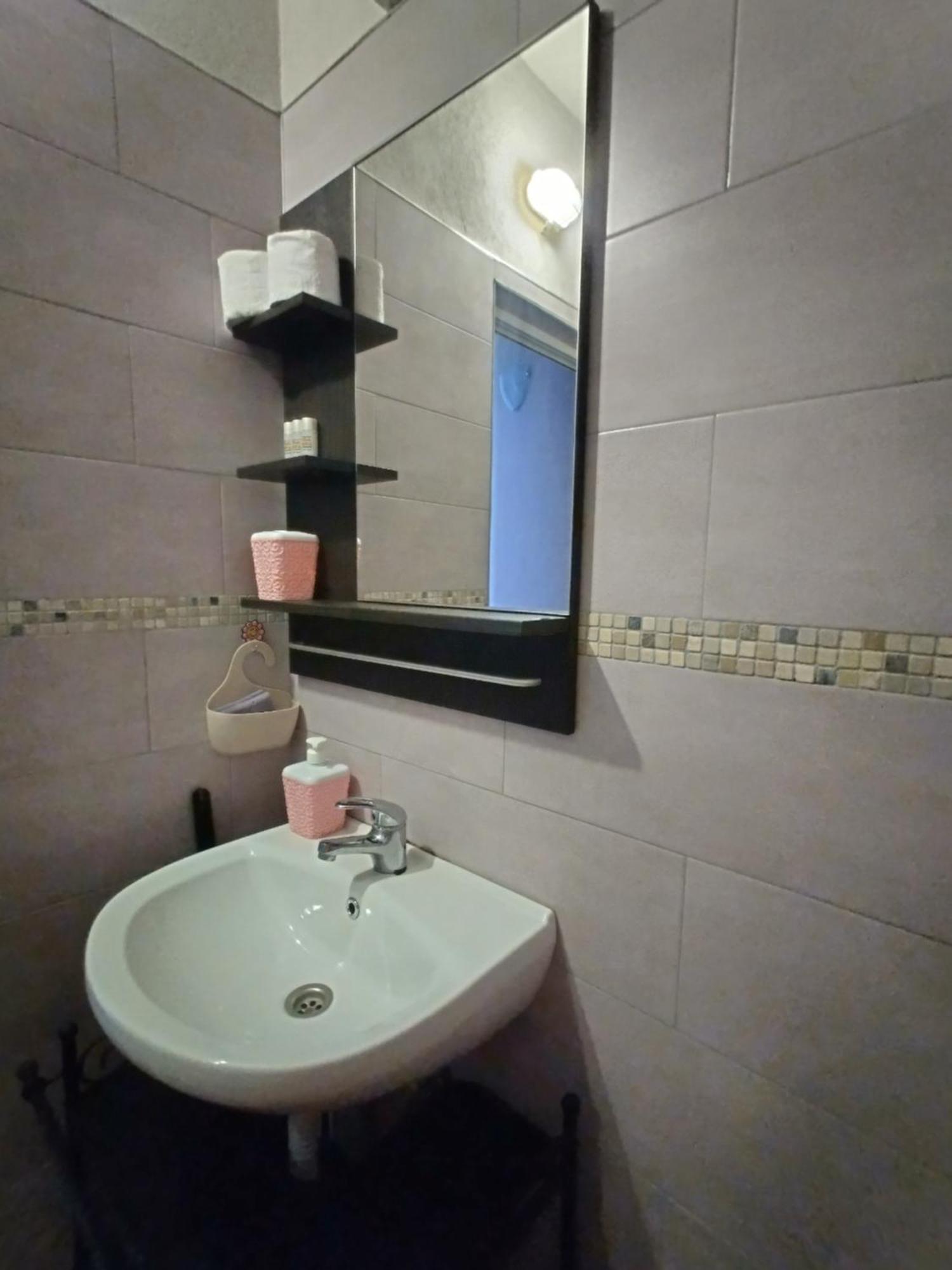 Vila Nova Sandanski Buitenkant foto